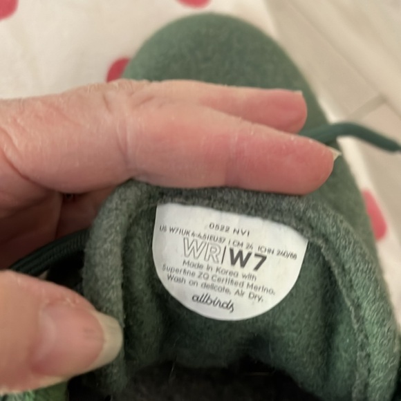 Fall is in the air or almost!? Check out these cozy Allbirds wool runners - Picture 5 of 5